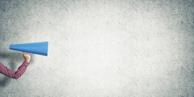 Duyuru yapmak kadın kapatmak 