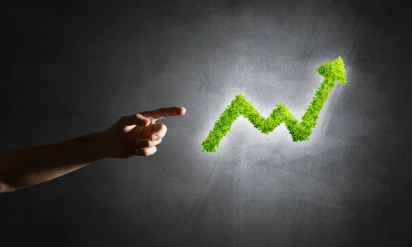 Zöld növekvő grafikon — Stock Fotó