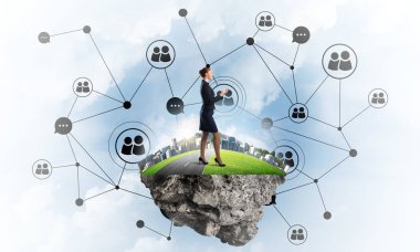 Adası üzerinde şık iş kadını 