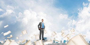 İşadamı takım ayakta