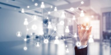  Ağ ekran dokunaklı işkadını el