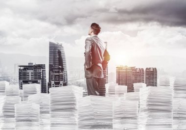 İşadamı takım ayakta