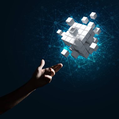 küp şekil tutan işadamı el