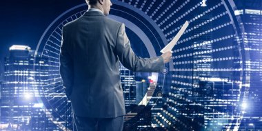 işadamı karşı sanal panel arayüzü