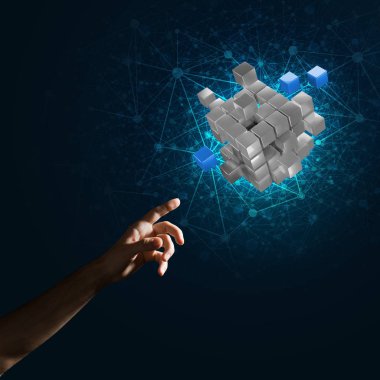 küp şekil tutan işadamı el