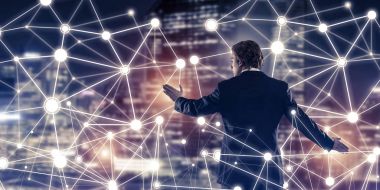 işadamı gece cityscape karşı 