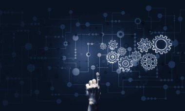 Koyu arka plan üzerinde parlayan dişli mekanizması, parmakla işaret eden işadamı el kapatın 