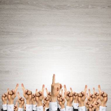 İş adamları elinde grup