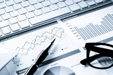 İş çalışma alanı klavye ile 