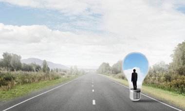 Ampulün içindeki iş adamı 