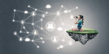 sevimli gülümseyen kız 