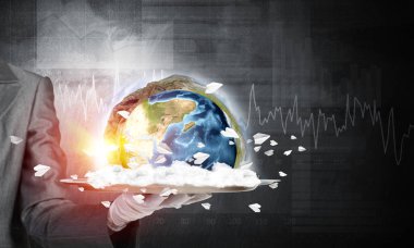 Garsonun el Resim kırpılmış 