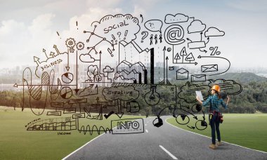 Açık havada mühendis kadının arka planı ve ekrana konsept çizimi