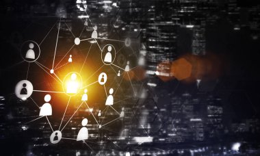 Karanlık arka planda iletişim ve ağ olarak modern kablosuz teknolojiler