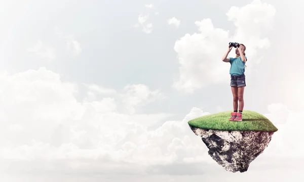 Menina sorrindo bonito — Fotografia de Stock