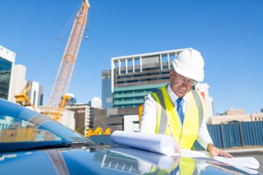 adam kontrol açık şantiye