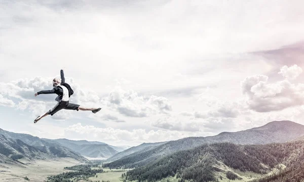 Attraktive Geschäftsfrau — Stockfoto