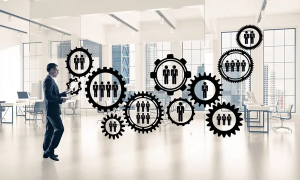 Modern ofis iç sosyal bağlantı kavramı, karışık teknik ile zarif işadamı