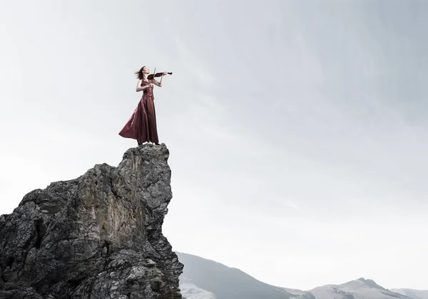 Young Attractive Girl Playing Violin Standing Top Rock — Stock Photo, Image