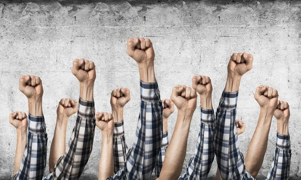 Ряд Рук Людини Показують Згорнутий Жест Кулака Перемога Протестна Група — стокове фото