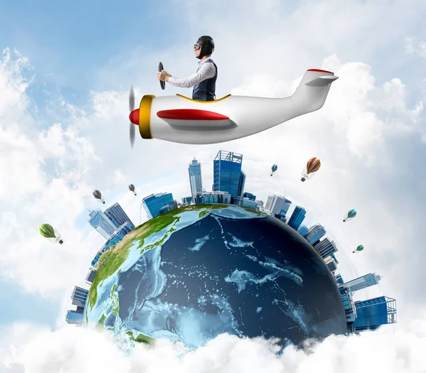 Affärsman Aviator Läder Hatt Drivande Propeller Plan Reser Runt Världen — Stockfoto