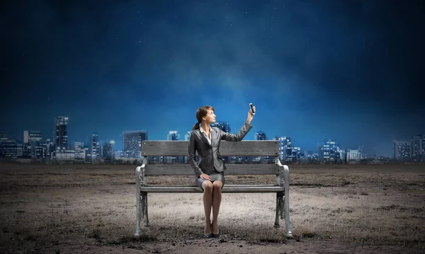 Business Woman Holding Smartphone Raised Hand Attractive Girl Showing Mobile — Stock Photo, Image