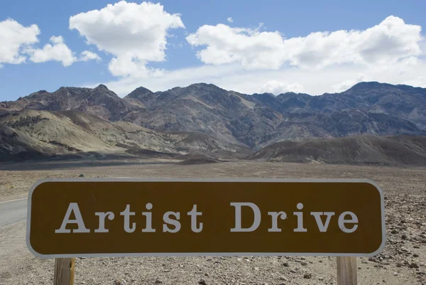 Signo de Artista Drive no Parque Nacional do Vale da Morte, Califórnia — Fotografia de Stock