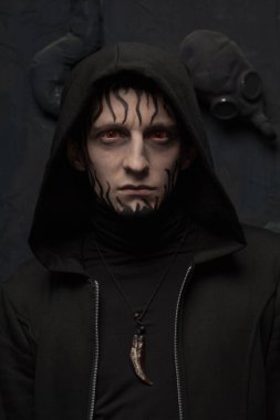 erkek stüdyo portre korkunç Cadılar Bayramı makyaj