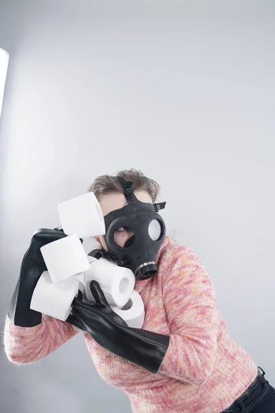 Scared Woman Gas Mask Gloves Takes All Toilet Paper Store — Stock Photo, Image