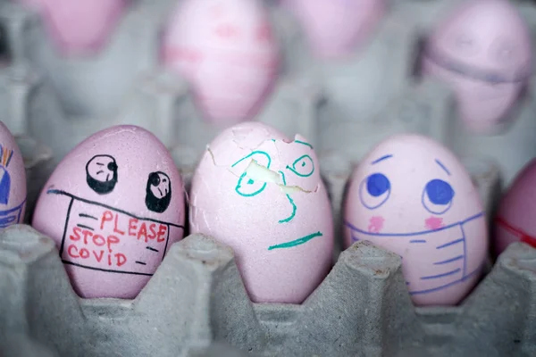 Hazlo Mismo Huevos Pascua Con Máscara Para Decoración Las Fiestas —  Fotos de Stock