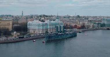 saint-Petersburg Aurora kruvazör