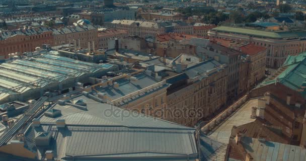 St. Petersburg, Oroszország: Innsbrucki Arch szekér dicsőség általános személyzet épület, St Petersburg — Stock videók