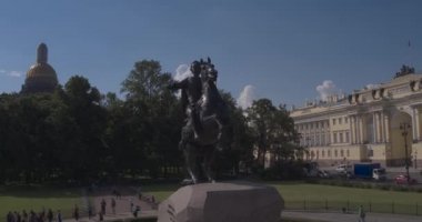 Peter ilk anıt. Bronz atlı. St. Petersburg. Neva Nehri manzarası. Sabah şehir. Dawn, St. Petersburg. Spb anıtları.