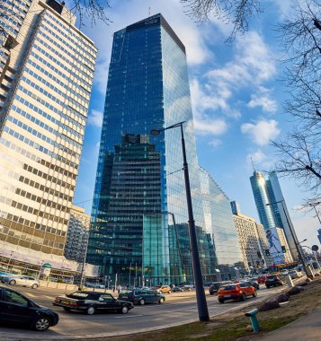 Varşova, Polonya - 05 Şubat 2017: S22 neomodern ofis binası, zerafet ve işlevsellik, Varşova en prestijli ofis konumda birleştirir.