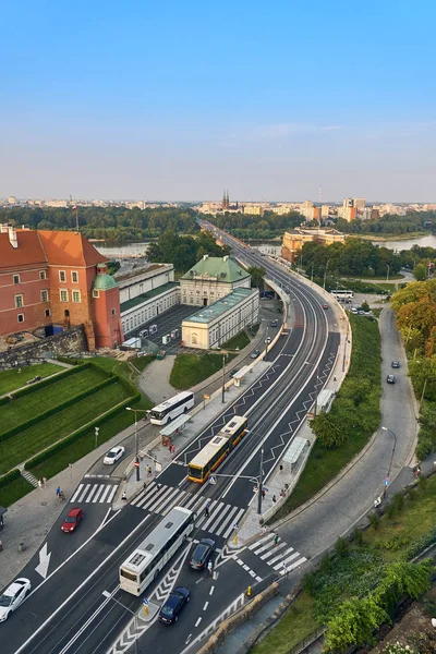 Варшава, Польша - 11 августа 2017 года: Красивый панорамный вид из старого города трассы W-Z, Варшава, Польша — стоковое фото
