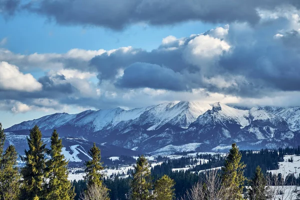 Schöne Panoramische Drohnensicht Auf Die Tatra Tatra Tatra Gebirge Zwischen — Stockfoto
