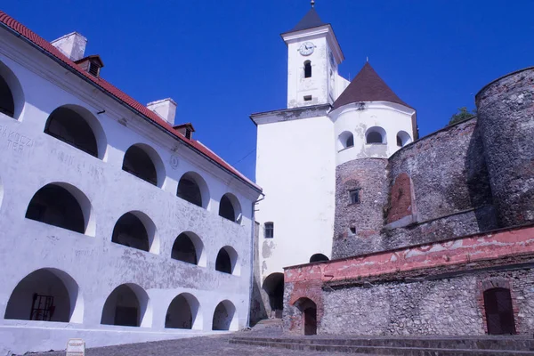 Karpat Dağları kalede