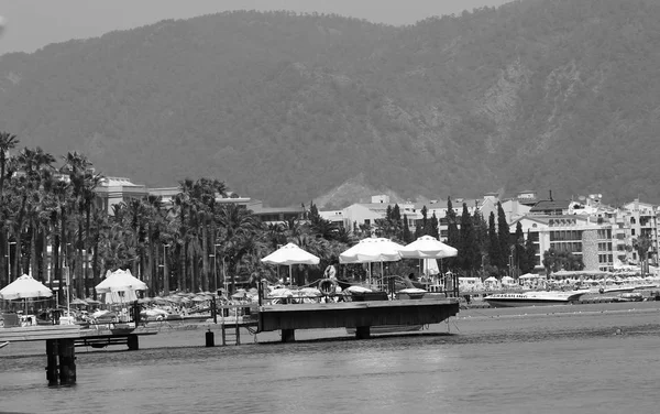Шезлонги на курорті Турецька — стокове фото