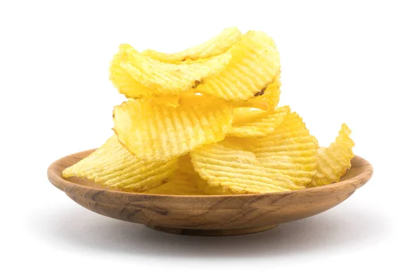 Potato chips in wooden plate — Stock Photo, Image