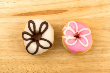 Renkli ev yapımı çörek