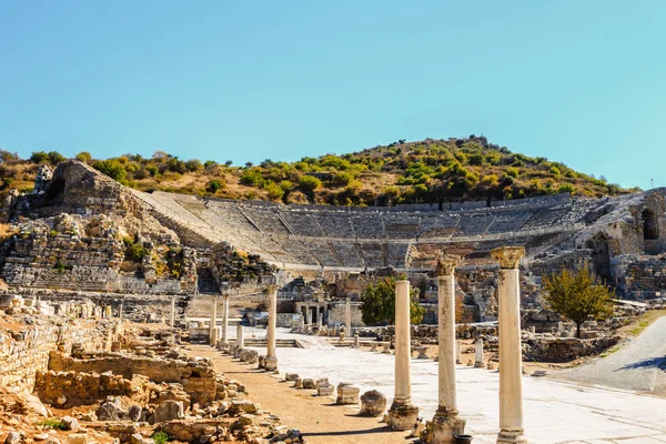 Amphithéâtre dans l'ancien Ephèse — Photo