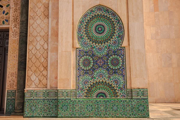 Tiles pattern at Mosque of Haasan II in Casablanca — Stock Photo, Image