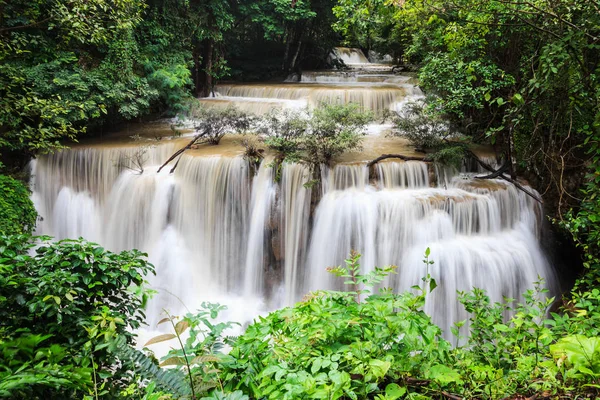 Huay Mae Khamin vodopády — Stock fotografie