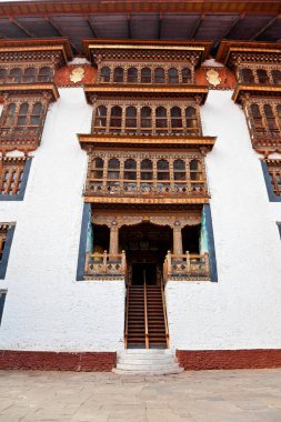 Punakha Dzong iç kısmı için giriş