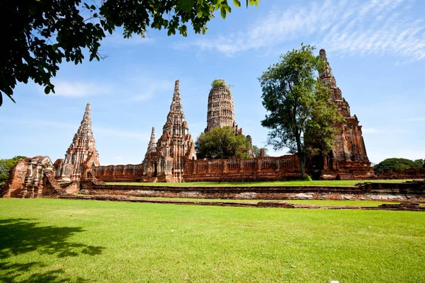 Historical temple, Wat Chai Wattanaram — Stock Photo, Image