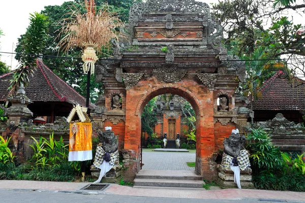 Bali tarzı mimari Ubud — Stok fotoğraf