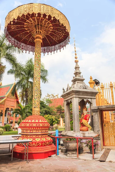 Wat Phra que Hariphunchai — Fotografia de Stock