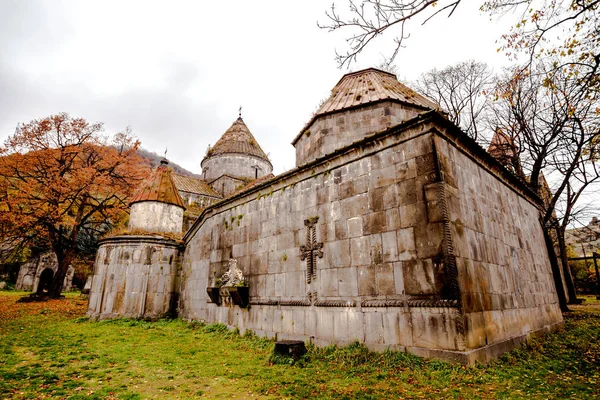 Monastero di Sanahin nel villaggio di Sanahin nella provincia di Lori, Armenia — Foto Stock