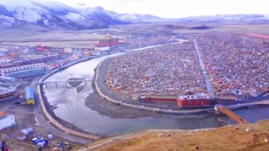 Sabah Yachen Gar manastır havadan görünümü