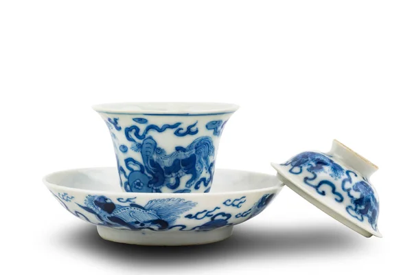 Vieux bleu peinture chinois tasse à thé en céramique avec couvercle — Photo